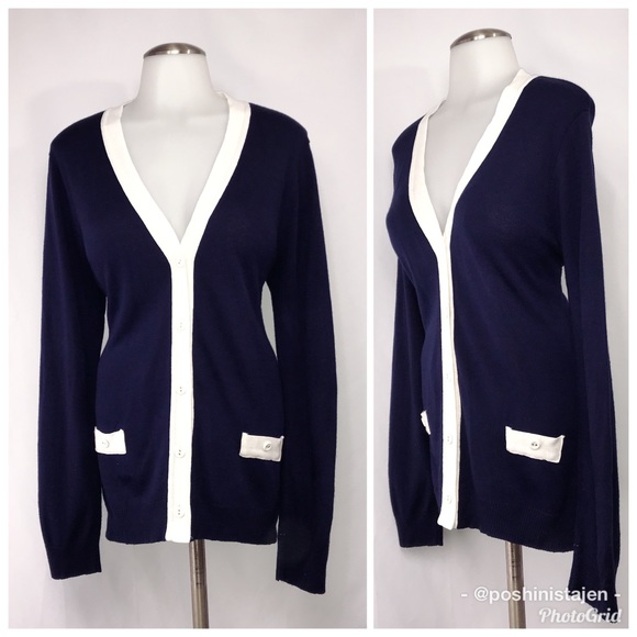 Sweaters - 🆕 Dress Barn Classic Navy & White Cardigan